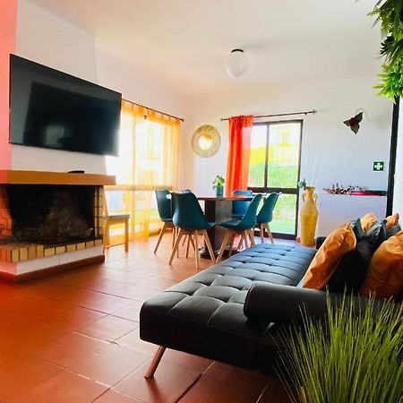 Summer House, Only 2 Minutes To The Beach In Vilamoura! Exterior photo