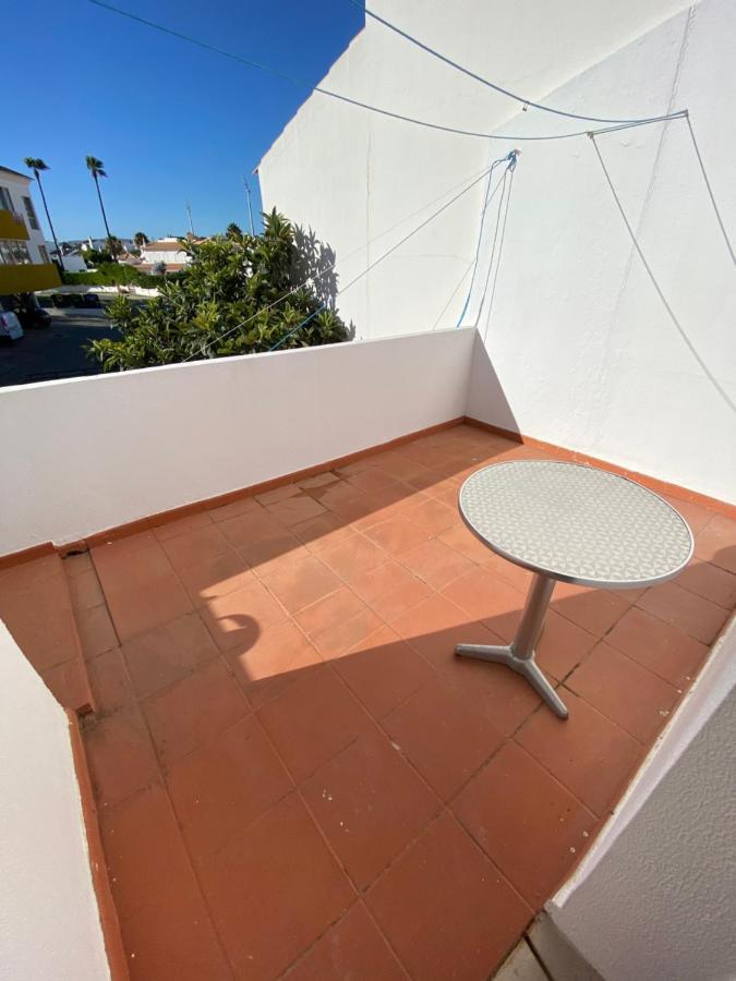 Summer House, Only 2 Minutes To The Beach In Vilamoura! Exterior photo