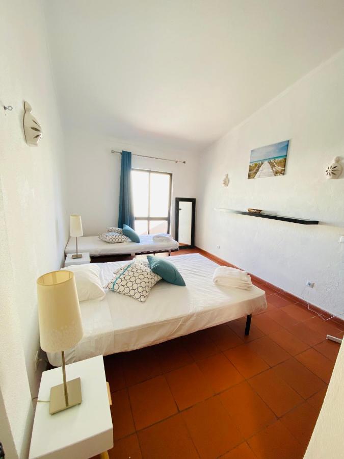 Summer House, Only 2 Minutes To The Beach In Vilamoura! Exterior photo